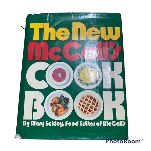 Vintage The New McCall’s Cookbook Green - Picture 1 of 4